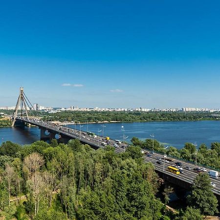 Apartments With Crazy Panoramic View Of The Dniepr เคียฟ ภายนอก รูปภาพ