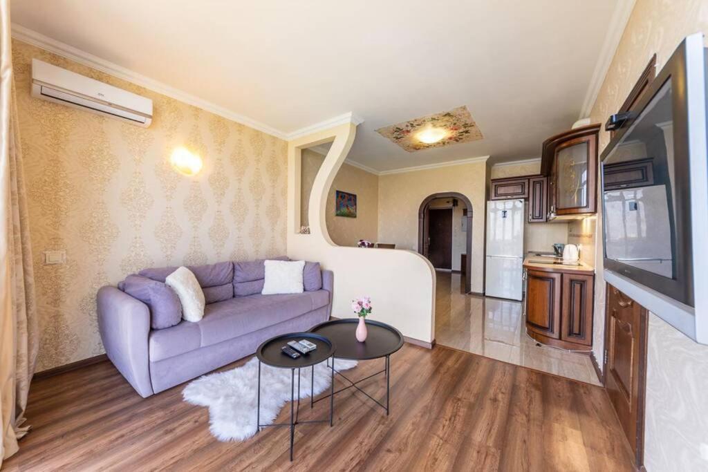 Apartments With Crazy Panoramic View Of The Dniepr เคียฟ ภายนอก รูปภาพ